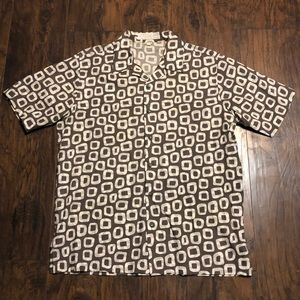 Perry Ellis Square Pattern Button Up Shirt Size M
